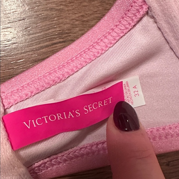 Victoria’s Secret push up bombshell Swim bikini top 32A - Picture 7 of 9